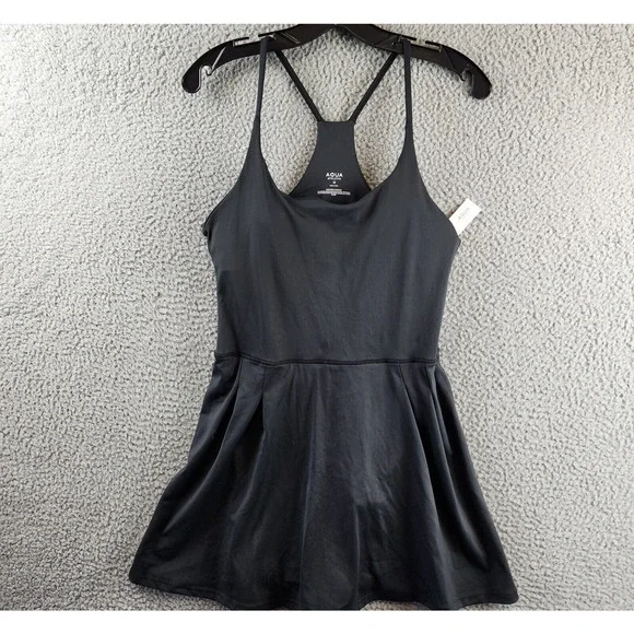 aqua black dress | CULT MIA crafted from lightweight crepe fabric V Black Velvet Lace Up Mini